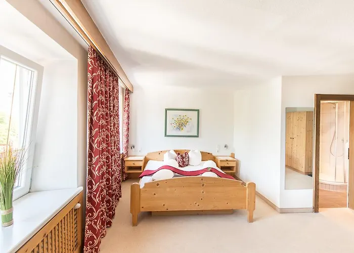 Einhorn Schaller Vendégház Schwaz