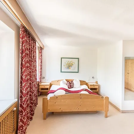 Einhorn Schaller 게스트하우스 쇼와즈